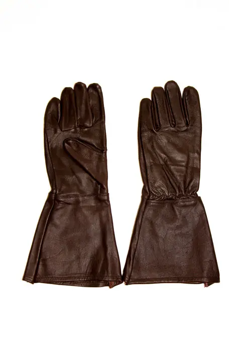 Guantes de esgrima marrones  (6)